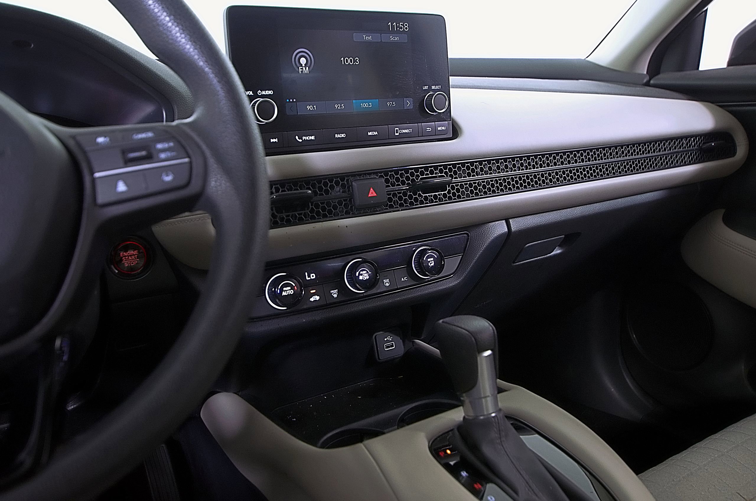 Used 2025 Honda HR-V LX image 25