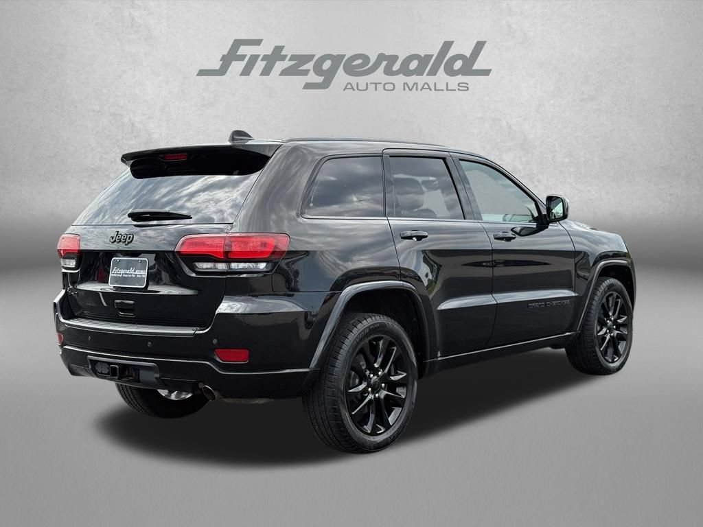Used 2020 Jeep Grand Cherokee Altitude AWD/4WD image 7