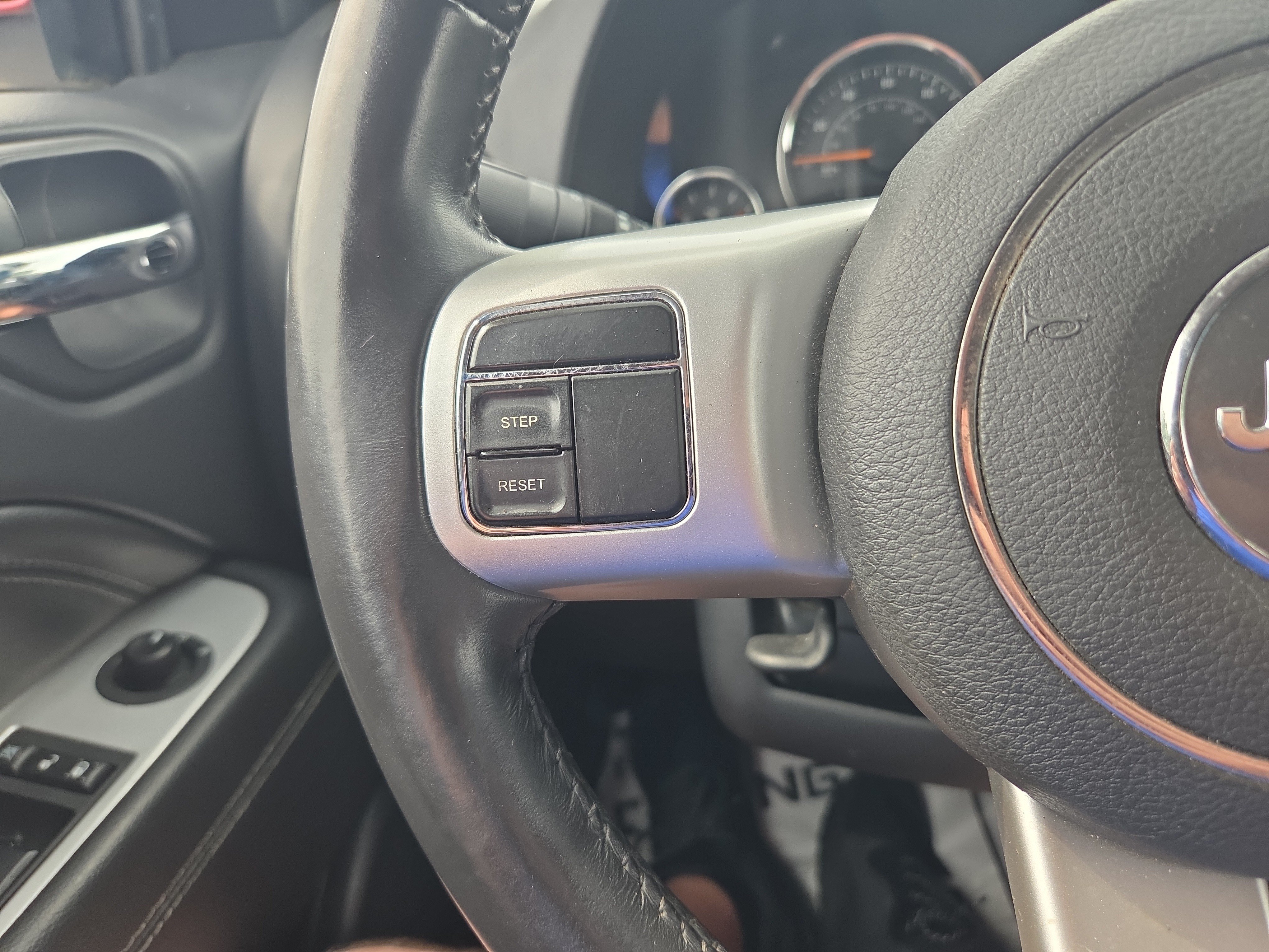 Used 2017 Jeep Compass High Altitude AWD/4WD image 18