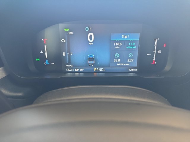 New 2026 Ford Maverick XLT w/ XLT Luxury Package FWD image 19
