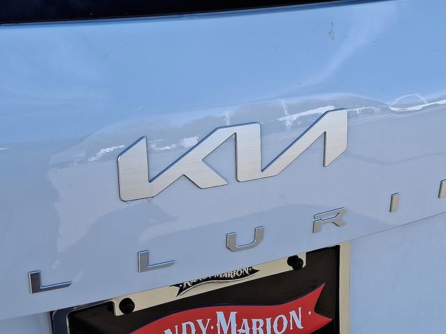 Used 2025 Kia Telluride EX w/ EX Captain's Chair Package image 27