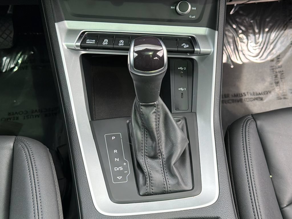 Used 2025 Audi Q3 2.0T Premium AWD/4WD image 17