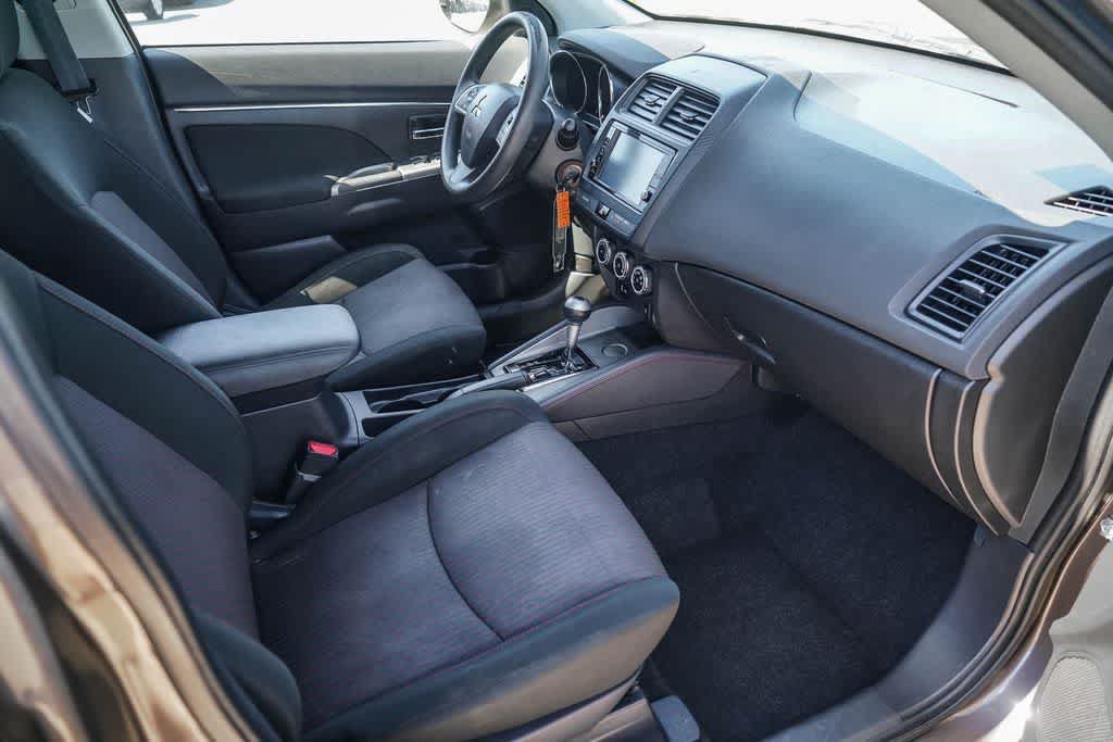 Used 2019 Mitsubishi Outlander Sport ES FWD image 15