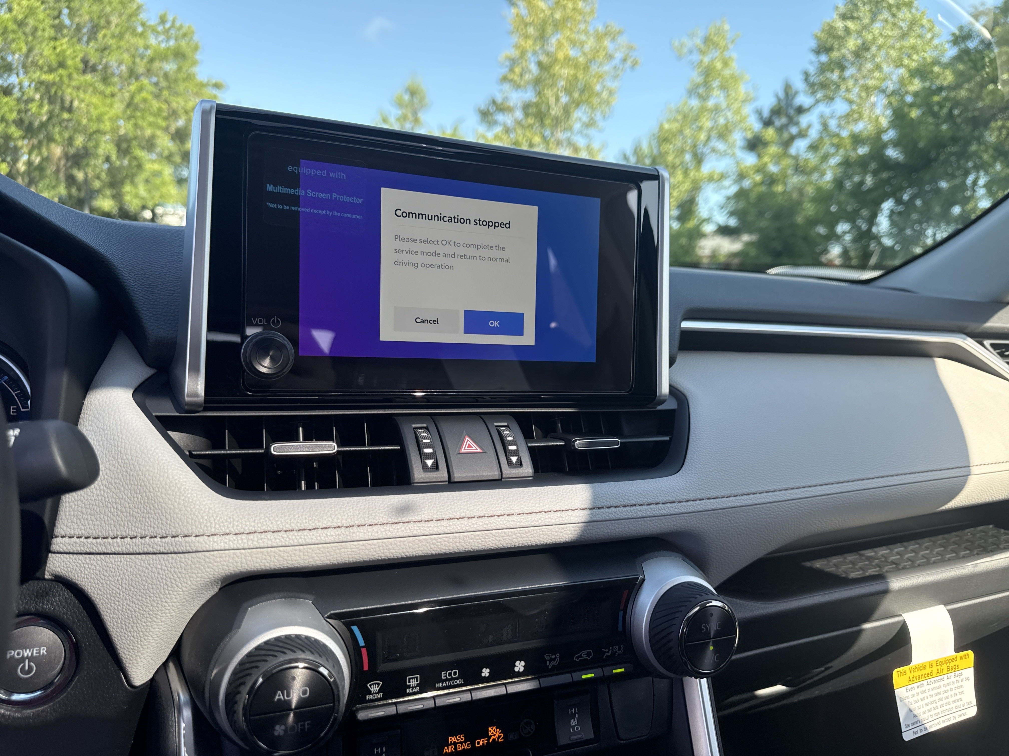 New 2025 Toyota RAV4 XLE Premium w/ Weather Package AWD/4WD image 20