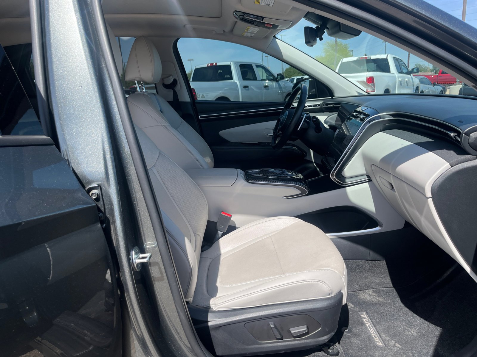 Used 2023 Hyundai Tucson Limited FWD image 19