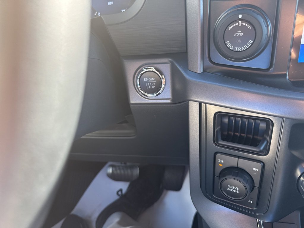 New 2025 Ford F150 XLT image 16
