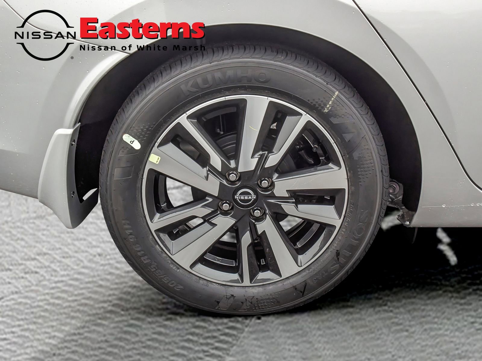 New 2025 Nissan Versa SV w/ Trunk Package image 24