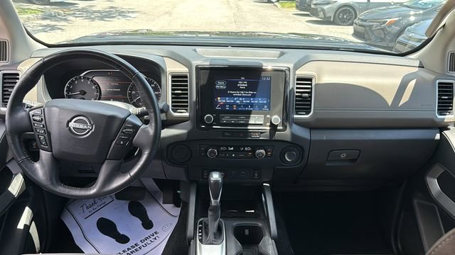 Used 2024 Nissan Frontier SV w/ SV Convenience Package RWD image 13