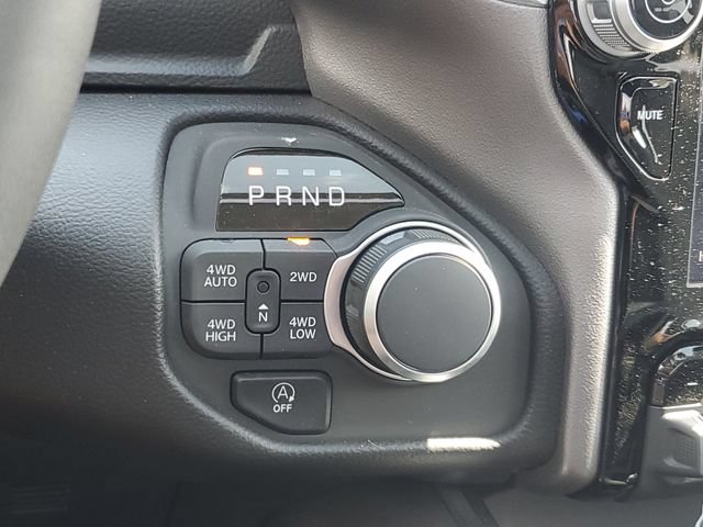 New 2026 RAM 1500 Big Horn AWD/4WD image 24