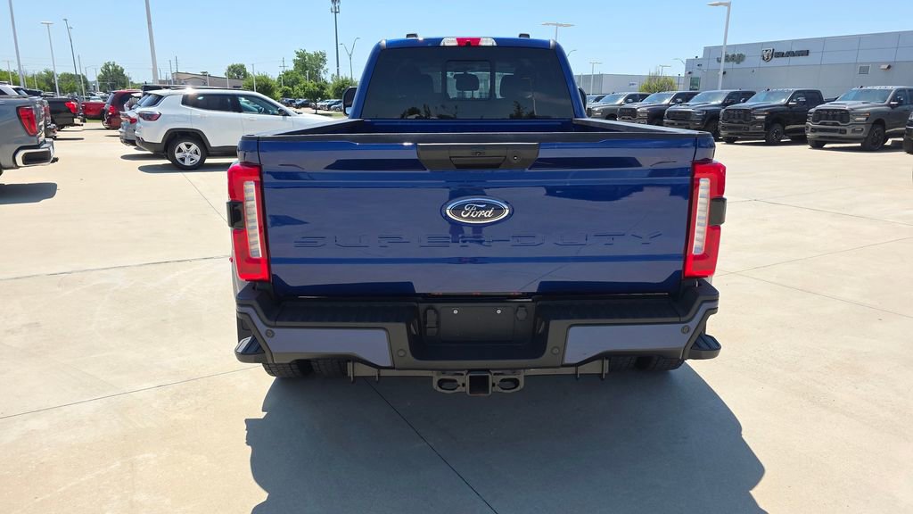 Used 2026 Ford F450 XL w/ 360-Degree Camera Package AWD/4WD image 4