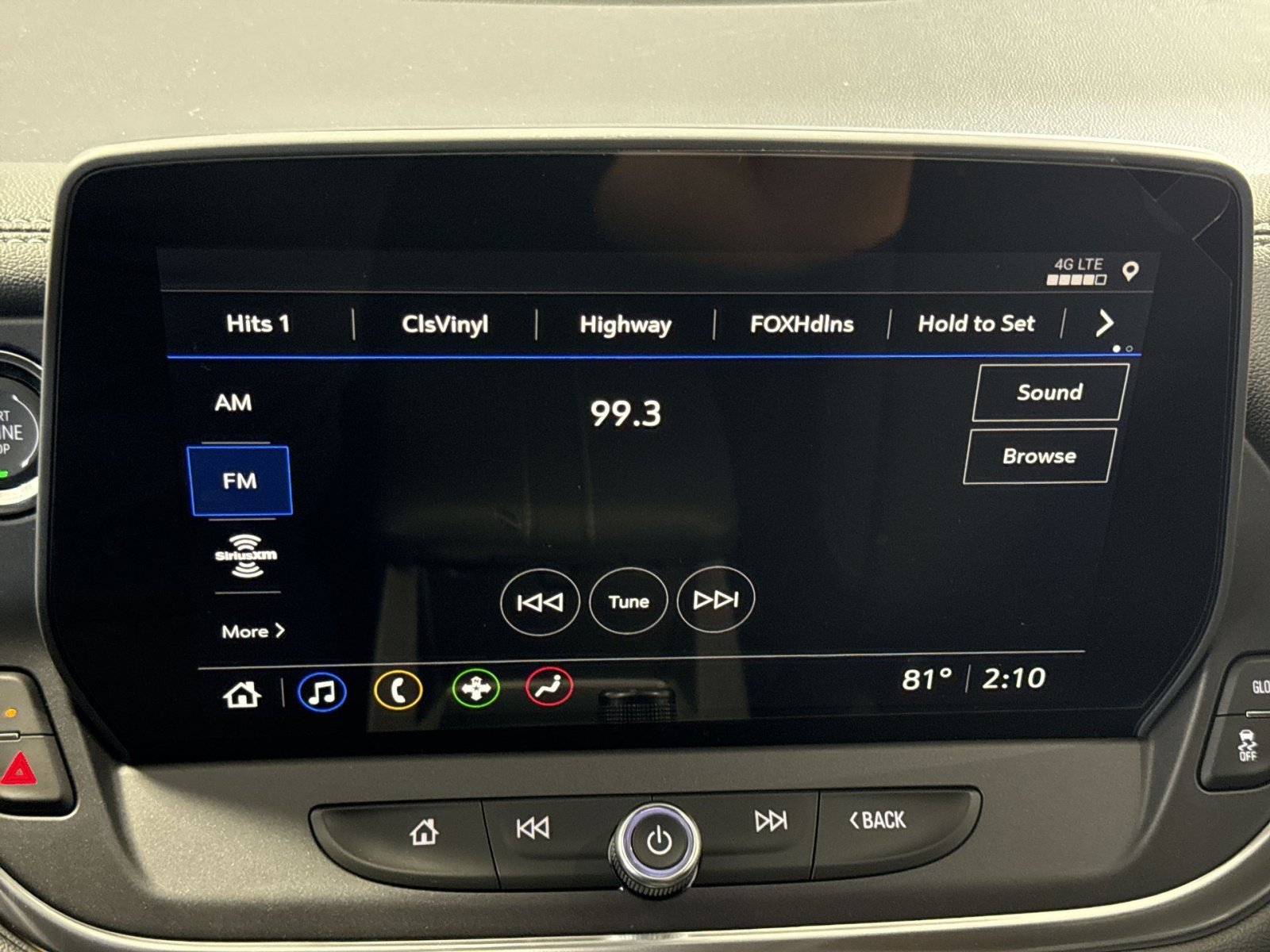 New 2026 Chevrolet Blazer LT w/ Convenience Package FWD image 19