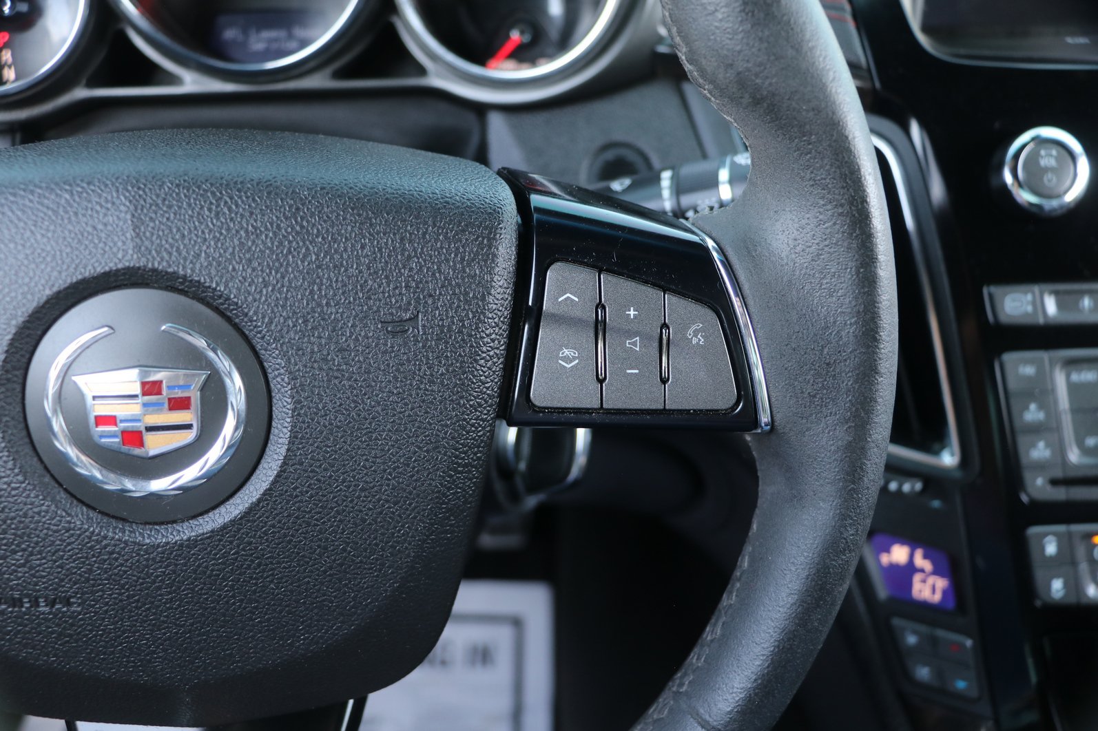 Used 2015 Cadillac CTS V RWD image 18