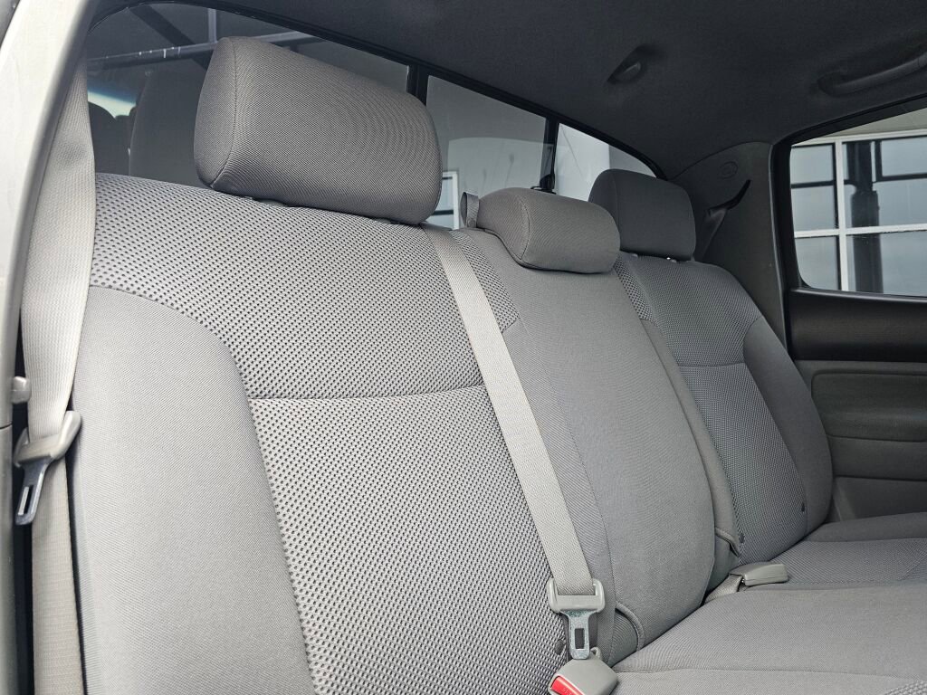 Used 2010 Toyota Tacoma 4x4 Double Cab image 14