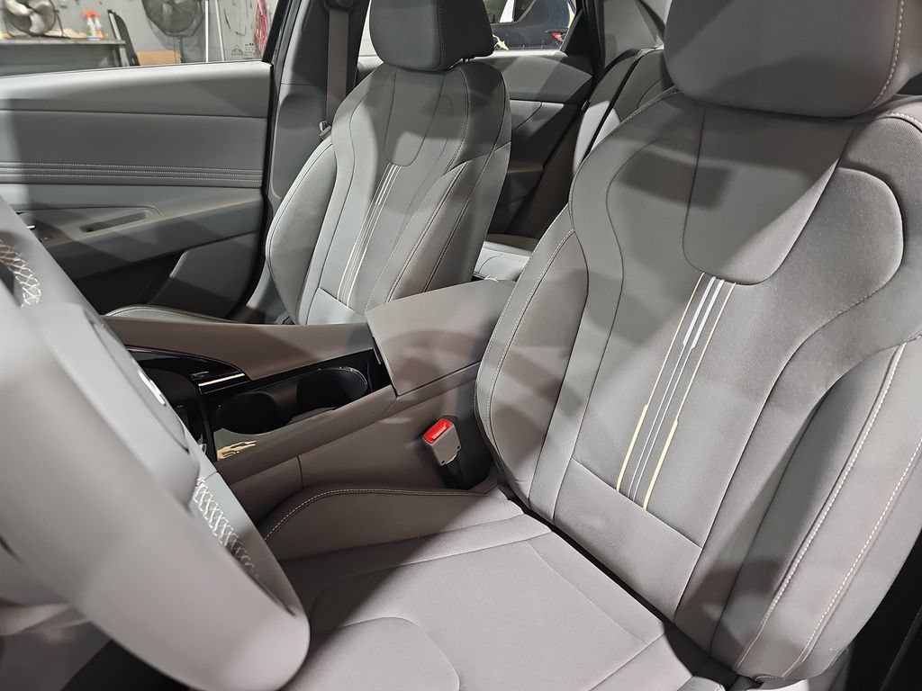 New 2026 Hyundai Elantra SEL Sport Premium FWD image 15