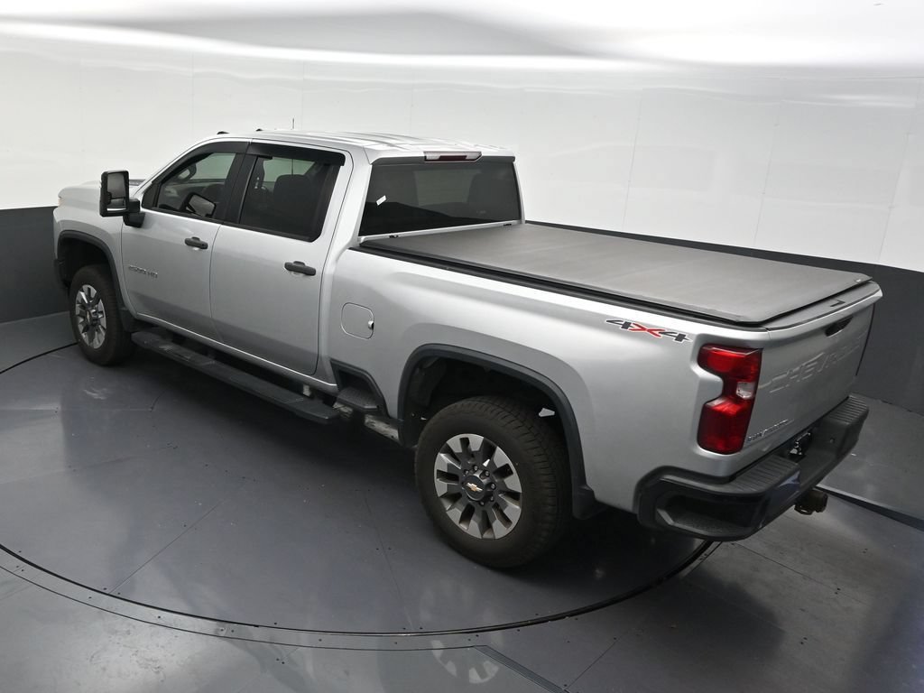 Used 2022 Chevrolet Silverado 2500 Custom w/ Custom Convenience Package AWD/4WD image 17
