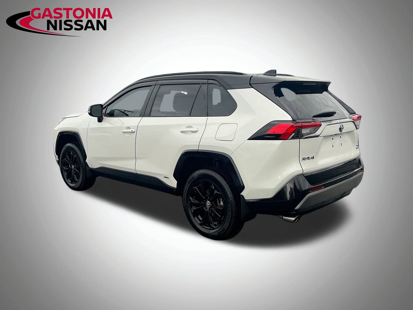 Used 2022 Toyota RAV4 XSE image 6