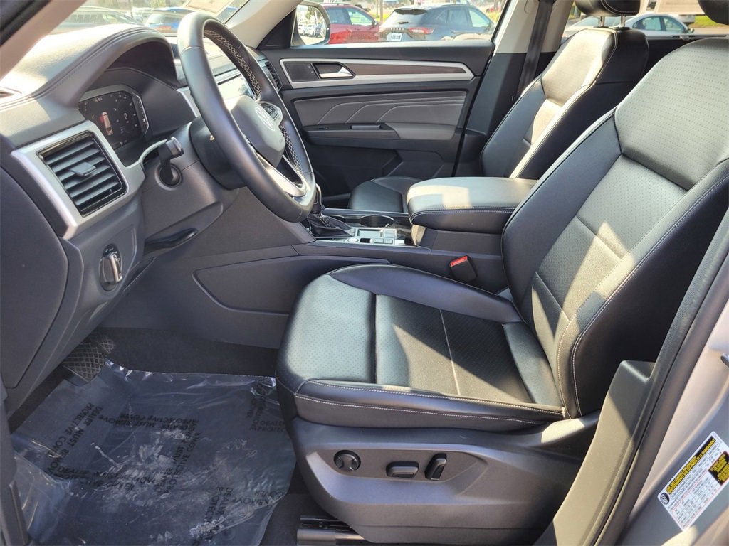 Used 2022 Volkswagen Atlas SE image 14
