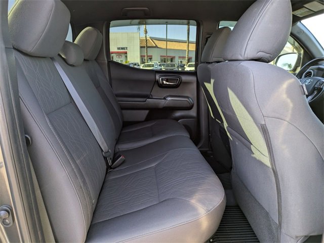 Used 2019 Toyota Tacoma TRD Off-Road image 19