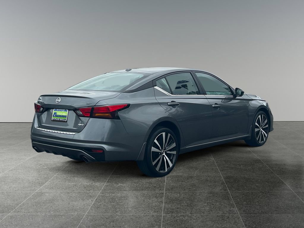 Used 2021 Nissan Altima 2.5 SR w/ SR Premium Package AWD/4WD image 9