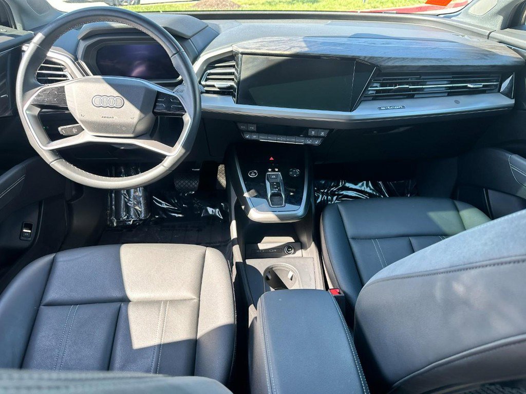 Used 2023 Audi Q4 e-tron Premium image 12