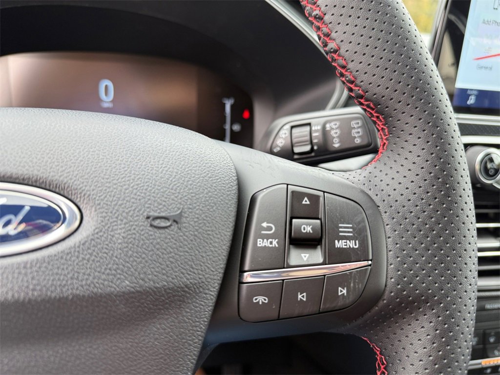 New 2026 Ford Escape ST-Line w/ Cold Weather Package image 25