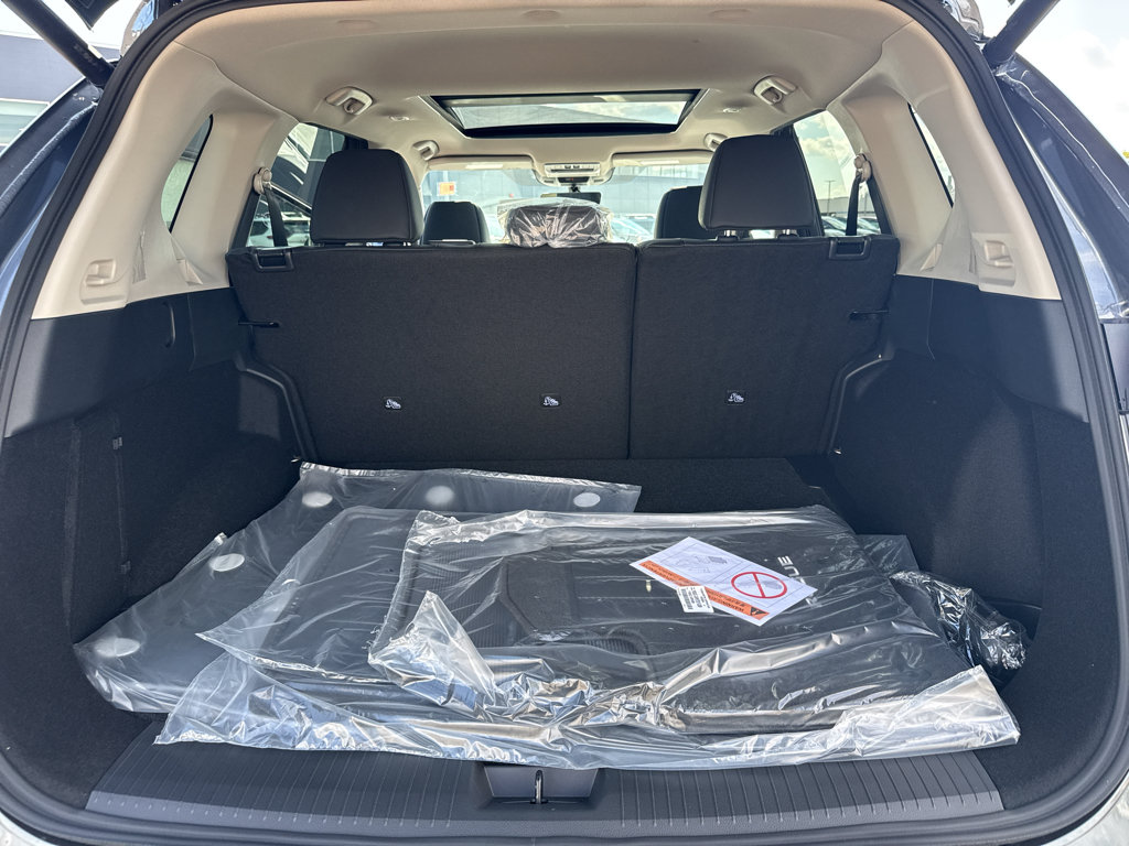 New 2026 Nissan Rogue Dark Armor AWD/4WD image 36