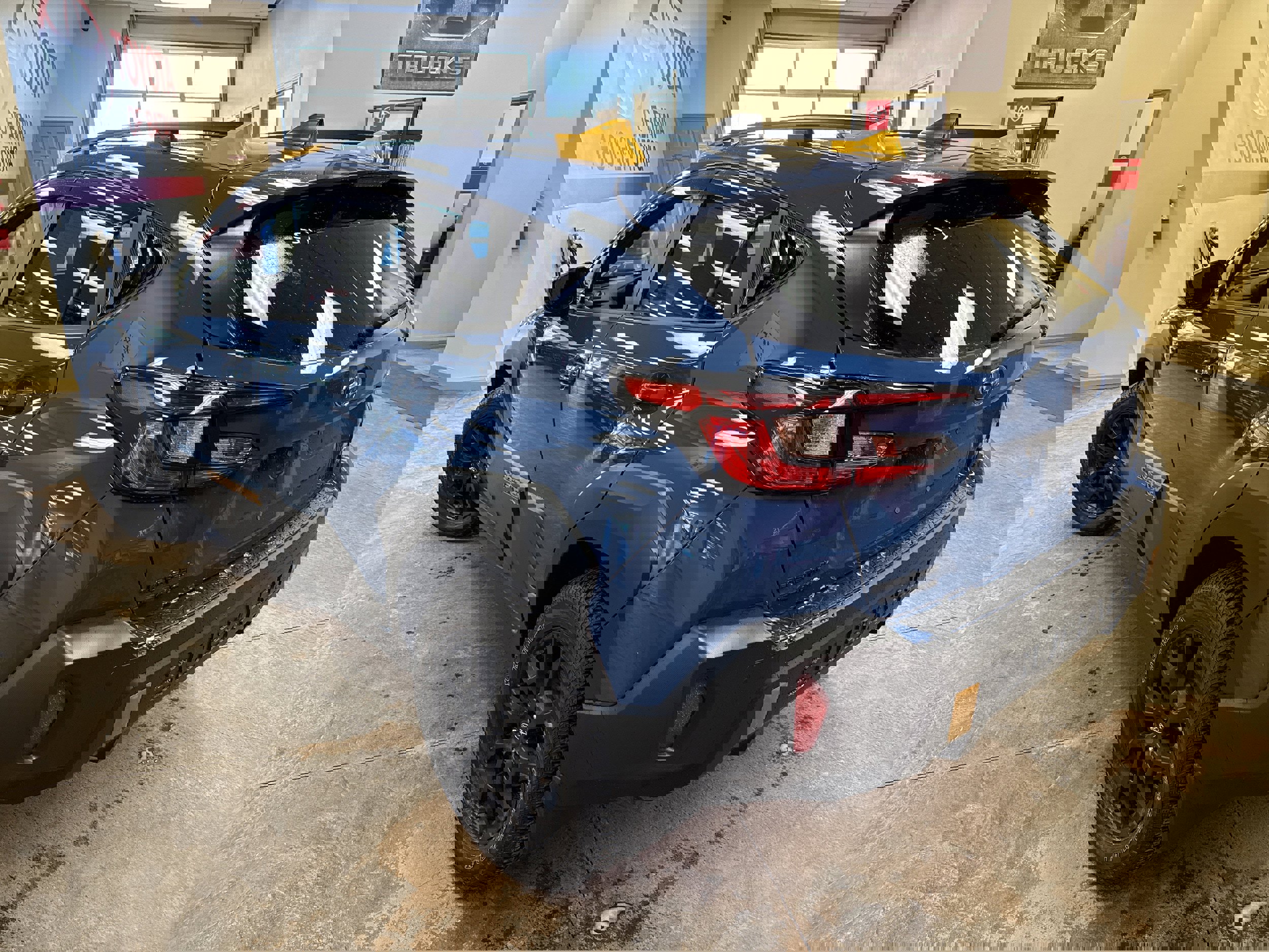 Used 2024 Subaru Crosstrek 2.5i Wilderness AWD/4WD image 12