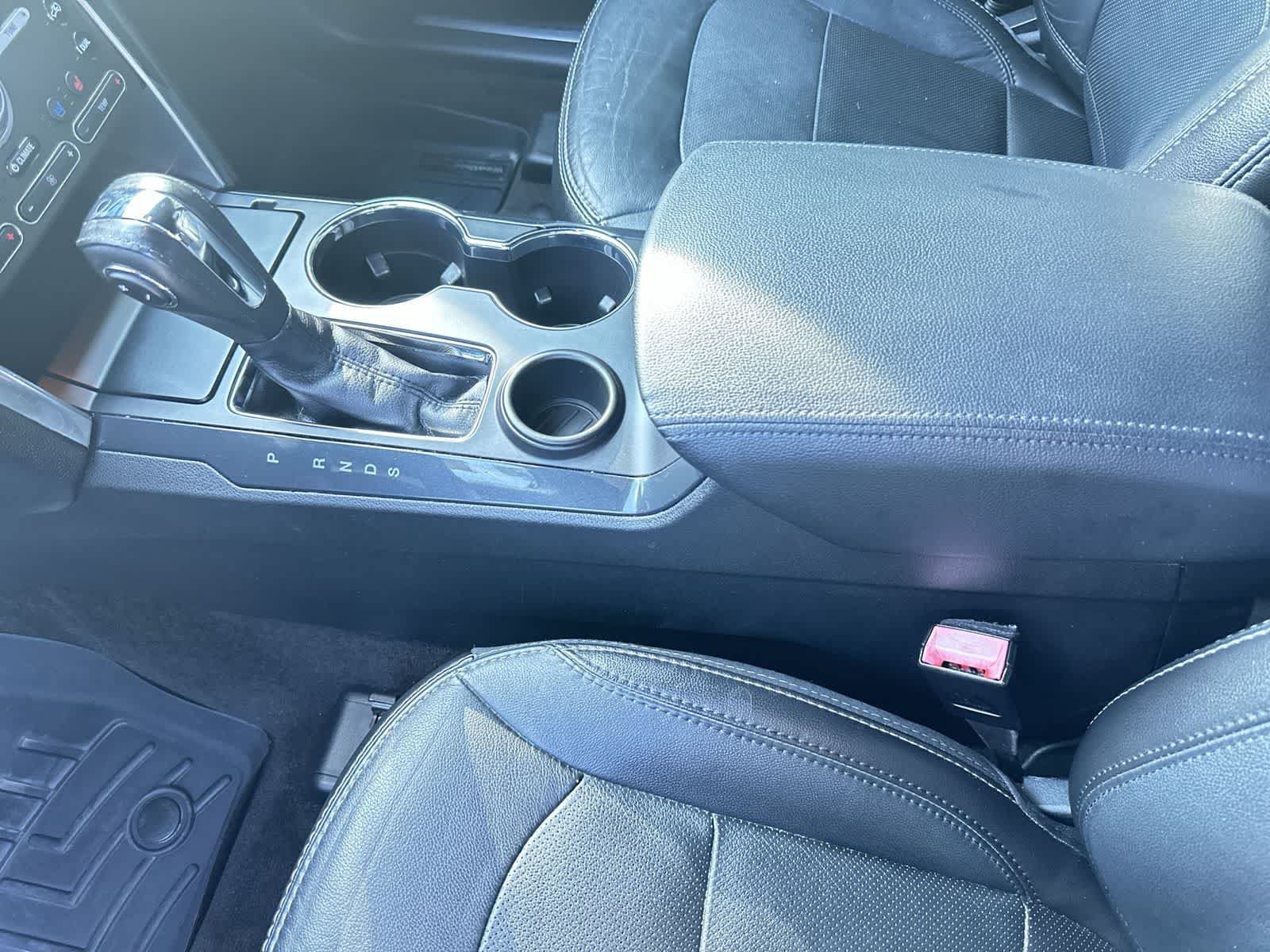 Used 2018 Ford Explorer Limited w/ Ford Safe & Smart Package FWD image 19