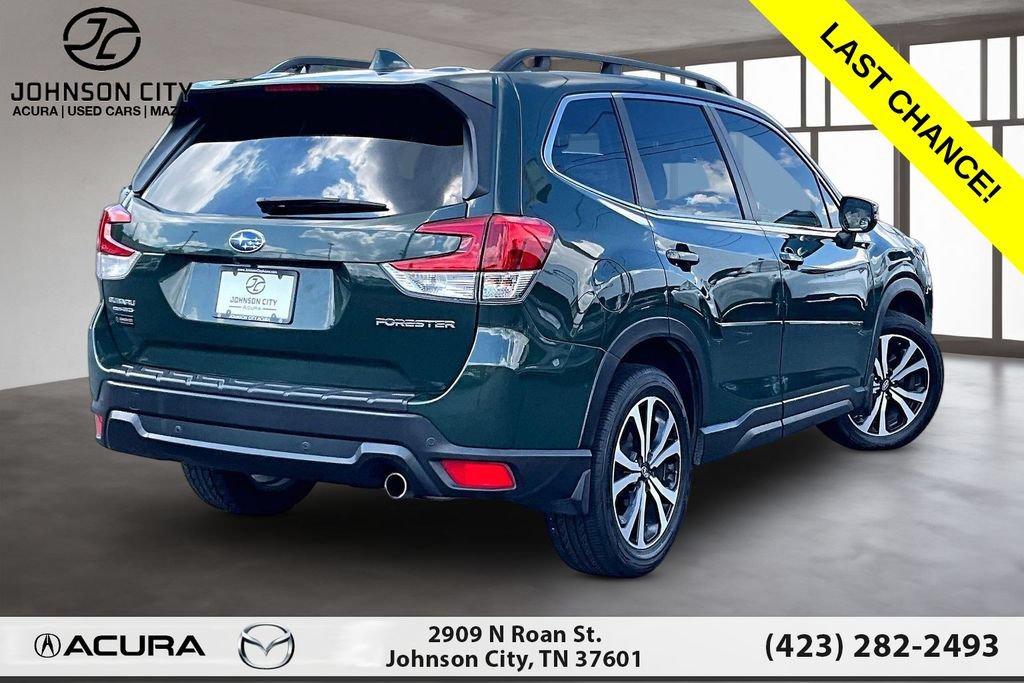 Used 2023 Subaru Forester Limited AWD/4WD image 2