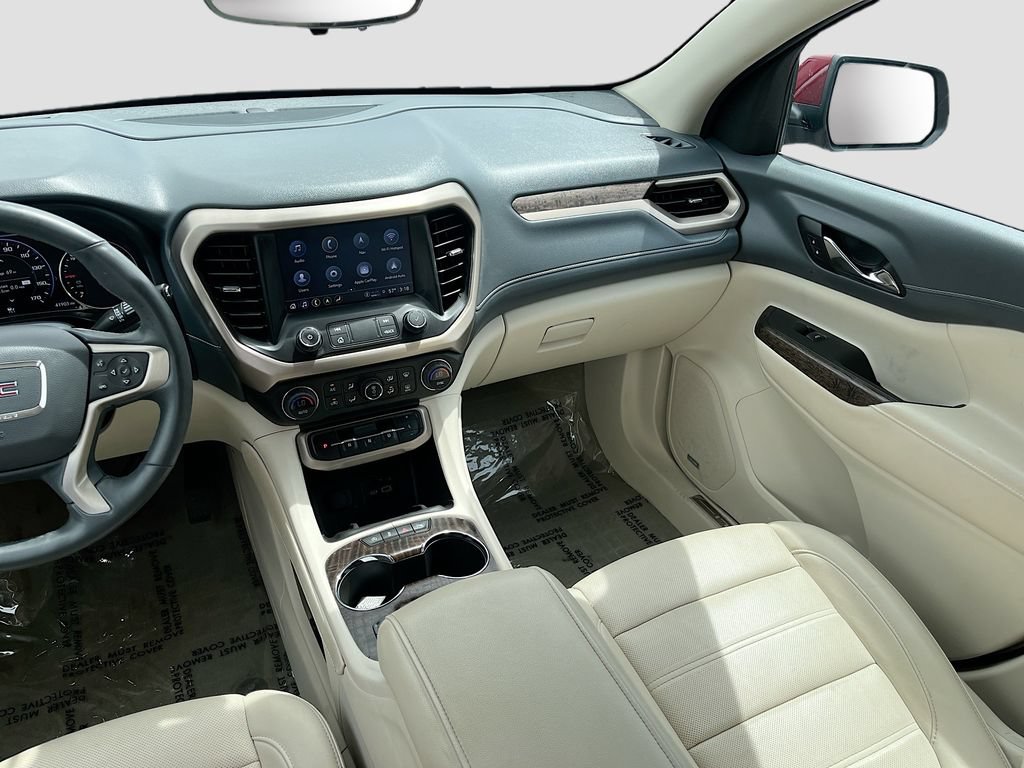 Used 2023 GMC Acadia Denali w/ Denali Ultimate Package AWD/4WD image 25