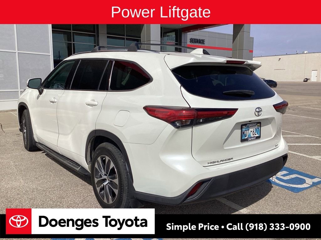 Used 2020 Toyota Highlander XLE image 7