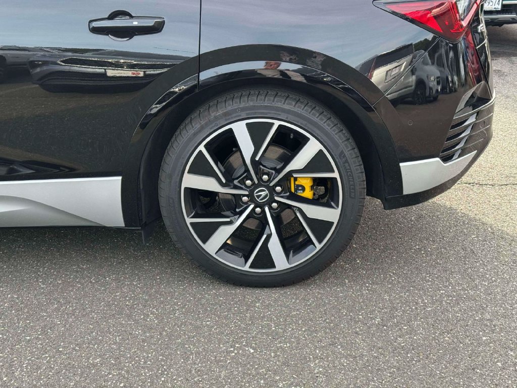 Used 2024 Acura ZDX Type S AWD/4WD image 11