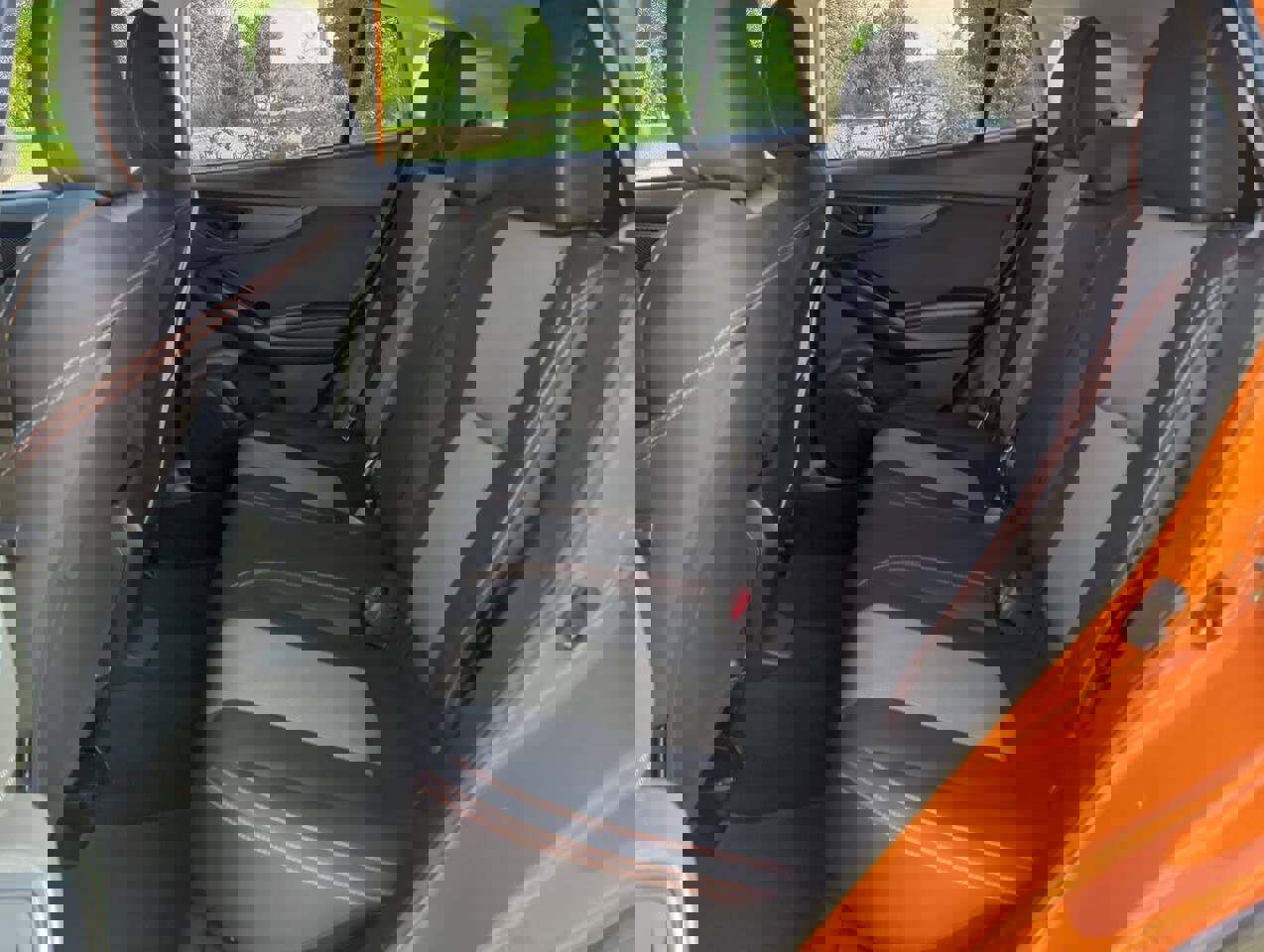 Used 2018 Subaru Crosstrek 2.0i Premium w/ Eyesight System image 19