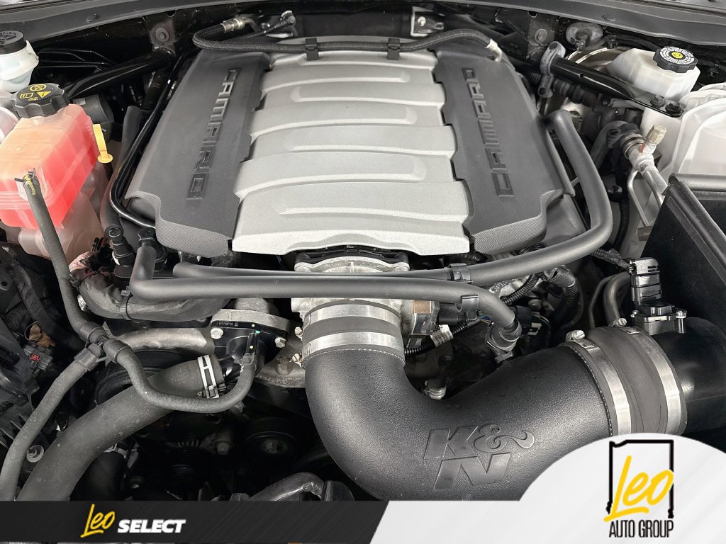 Used 2017 Chevrolet Camaro SS RWD image 31