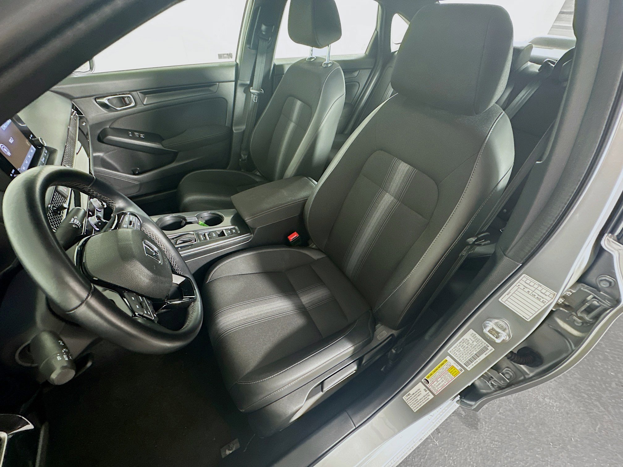 Used 2025 Honda Civic Sport image 13