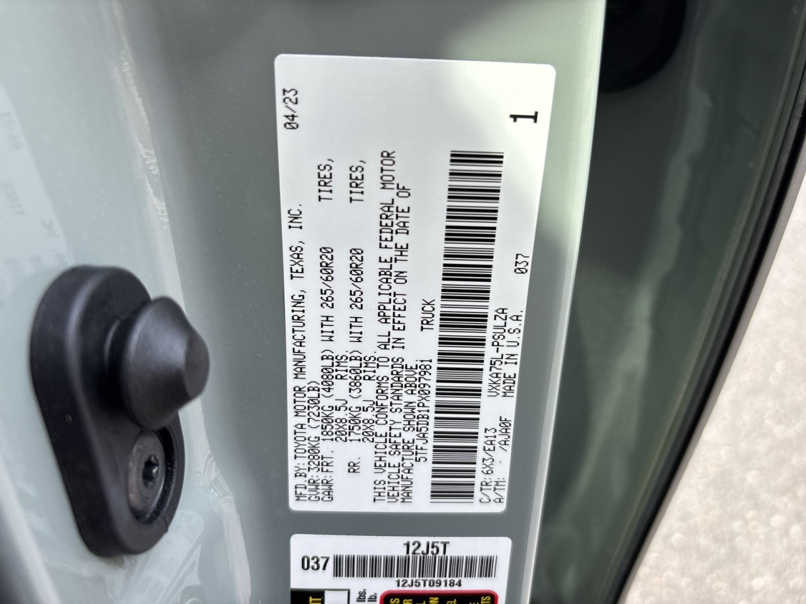 Used 2023 Toyota Tundra Limited w/ TRD Off-Road Package AWD/4WD image 27
