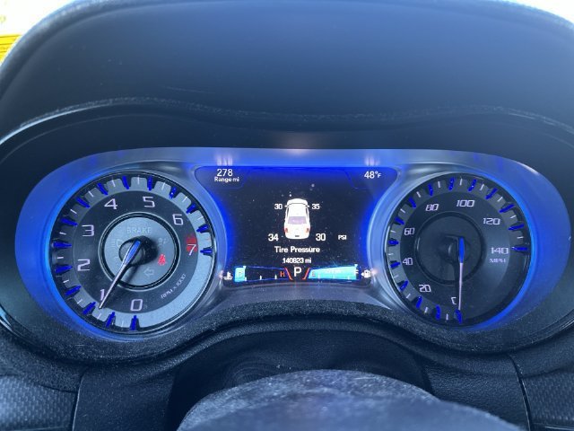 Used 2015 Chrysler 300 S AWD/4WD image 19