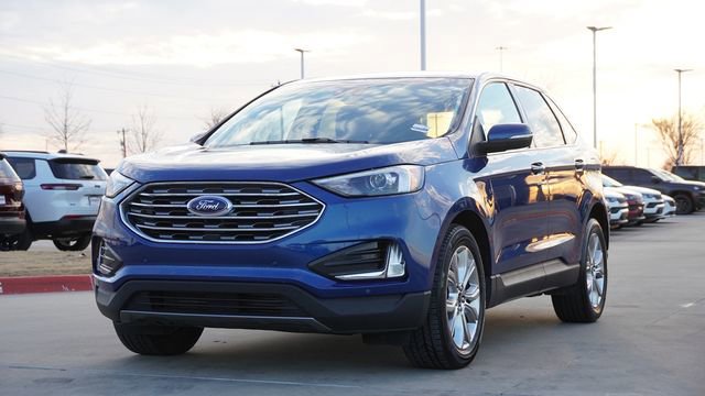Used 2024 Ford Edge Titanium image 3