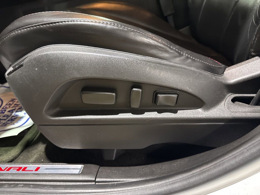 Used 2013 GMC Terrain Denali w/ Cargo Package image 12