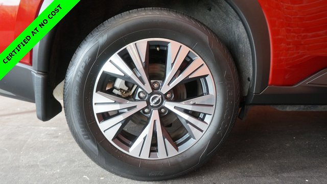 Used 2022 Nissan Rogue SV w/ SV Premium Package image 87