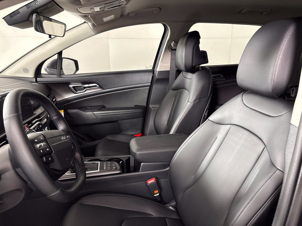 New 2026 Kia Sportage EX FWD image 24