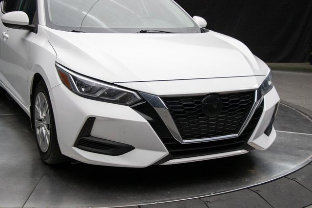 Used 2022 Nissan Sentra S w/ Lighting Package image 3