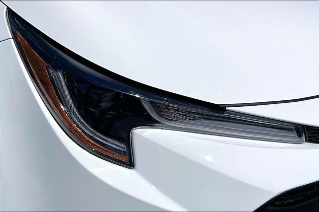 Used 2025 Toyota Corolla LE image 29