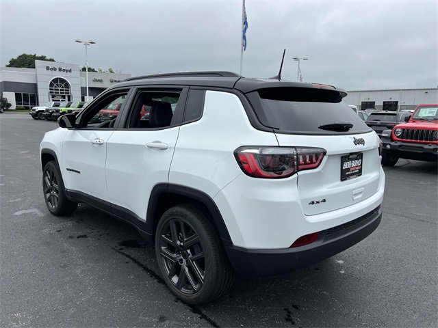 New 2025 Jeep Compass Limited w/ Sun & Sound Group image 5