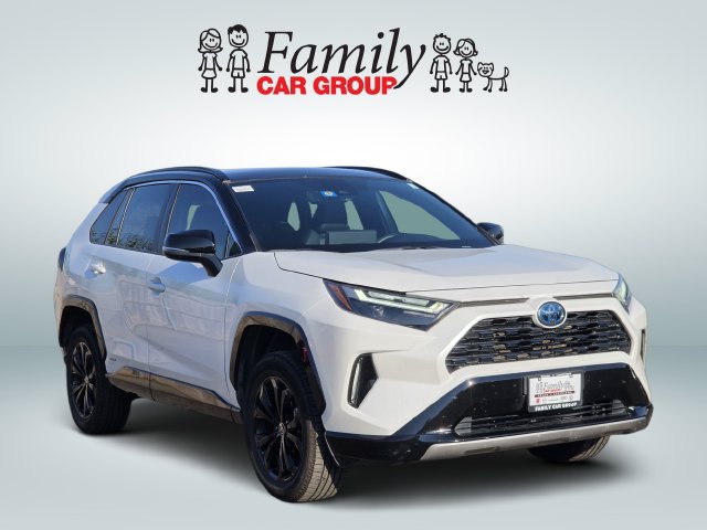 Certified 2024 Toyota RAV4 XSE AWD/4WD image 2