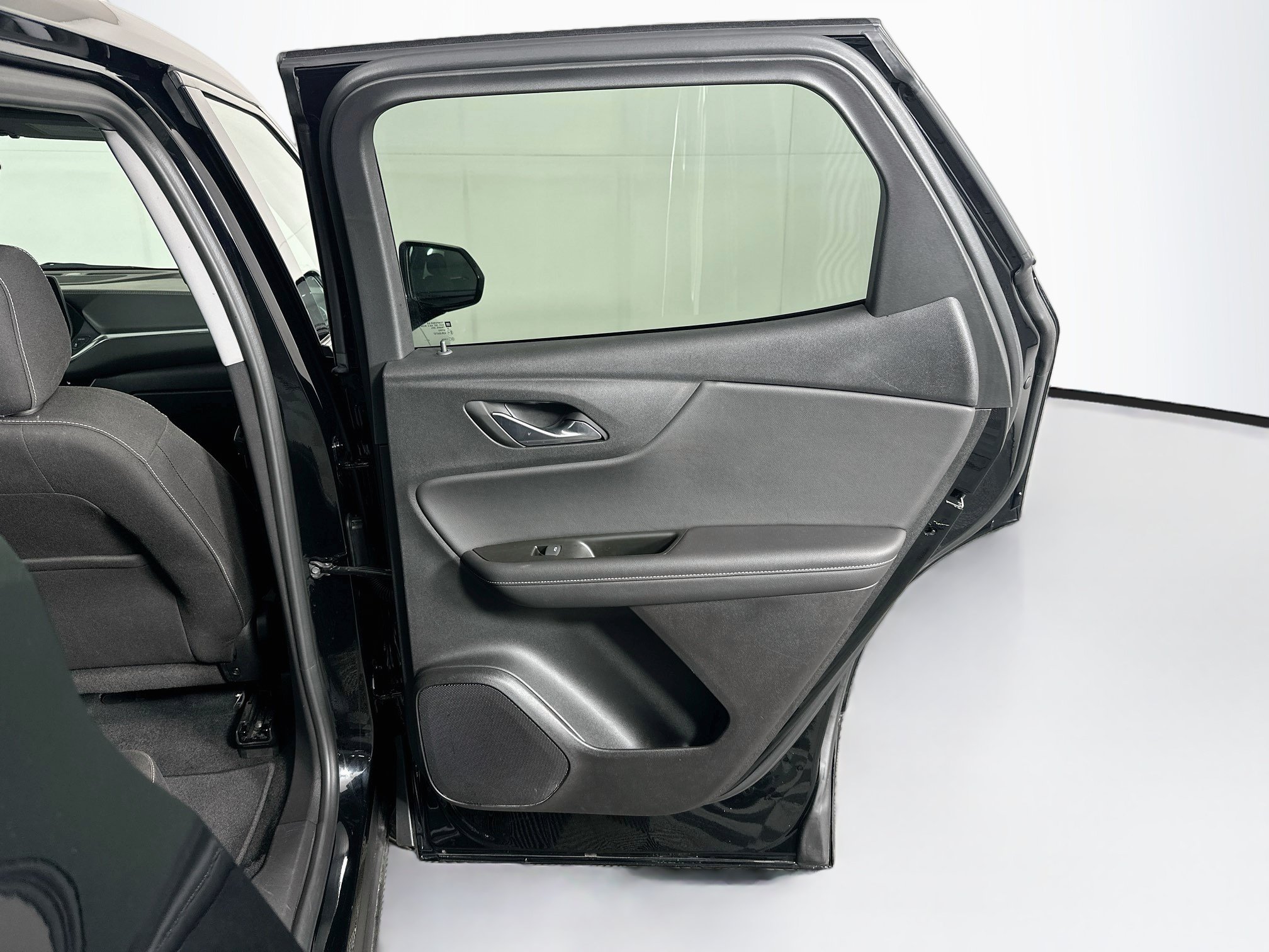 Used 2026 Chevrolet Blazer LT FWD image 28