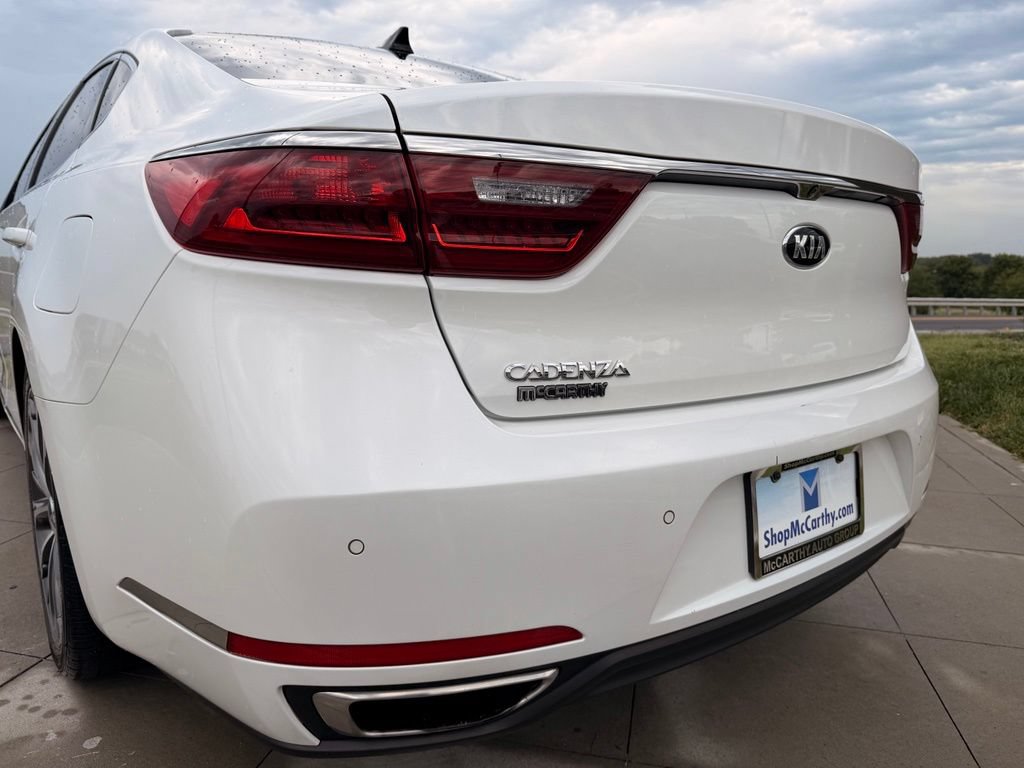 Used 2017 Kia Cadenza Technology FWD image 39