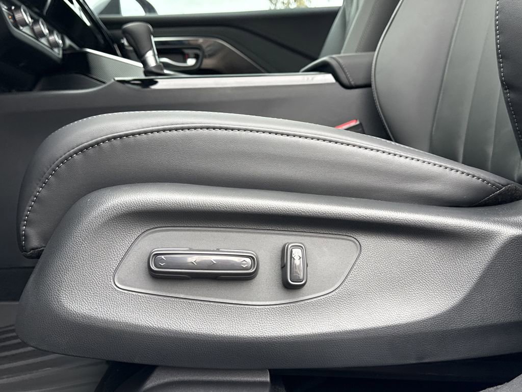 New 2025 Acura ADX FWD image 24