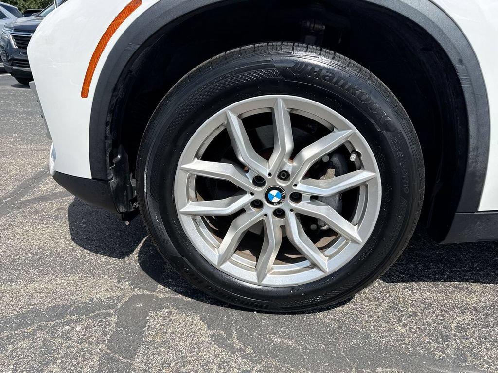 Used 2019 BMW X5 xDrive40i w/ Convenience Package AWD/4WD image 10