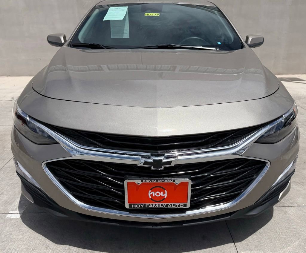Used 2024 Chevrolet Malibu RS FWD image 2